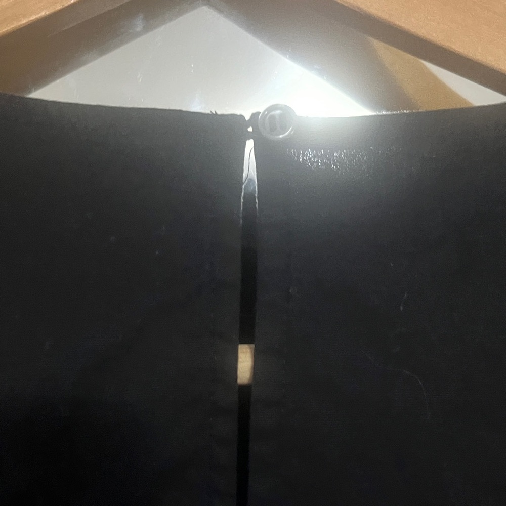 Lord & Taylor Black Short Sleeve Tie-Front Tee - Picture 6 of 7